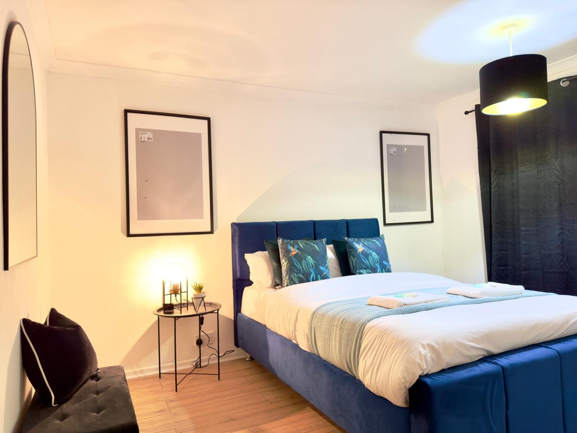 Rnm - Business Professionals Ready, Cost Effective For Large Stays! 3 Bedroom Lounge, Private Access & Entire Place, Kitchen & Washroom With Amenities, Smart Tv, Easy Access, Fast Wifi, Large Driveway, Great Transport Links, Near Worcester Hospital A 外观 照片
